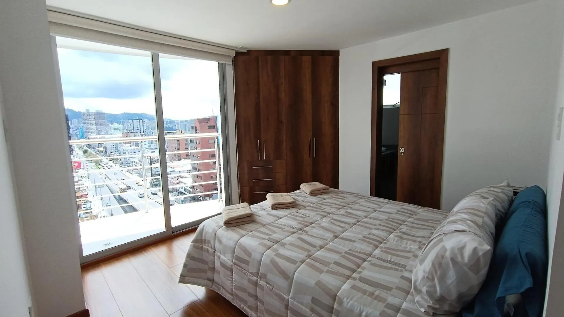 Apartamento Edificio Construiblec Republica Quito